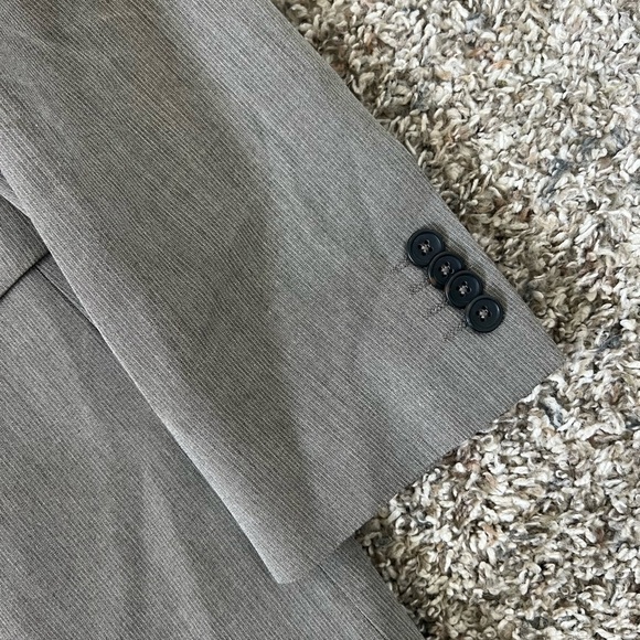 Banana Republic Tailored Fit Taupe Melange Blazer - Picture 2 of 4